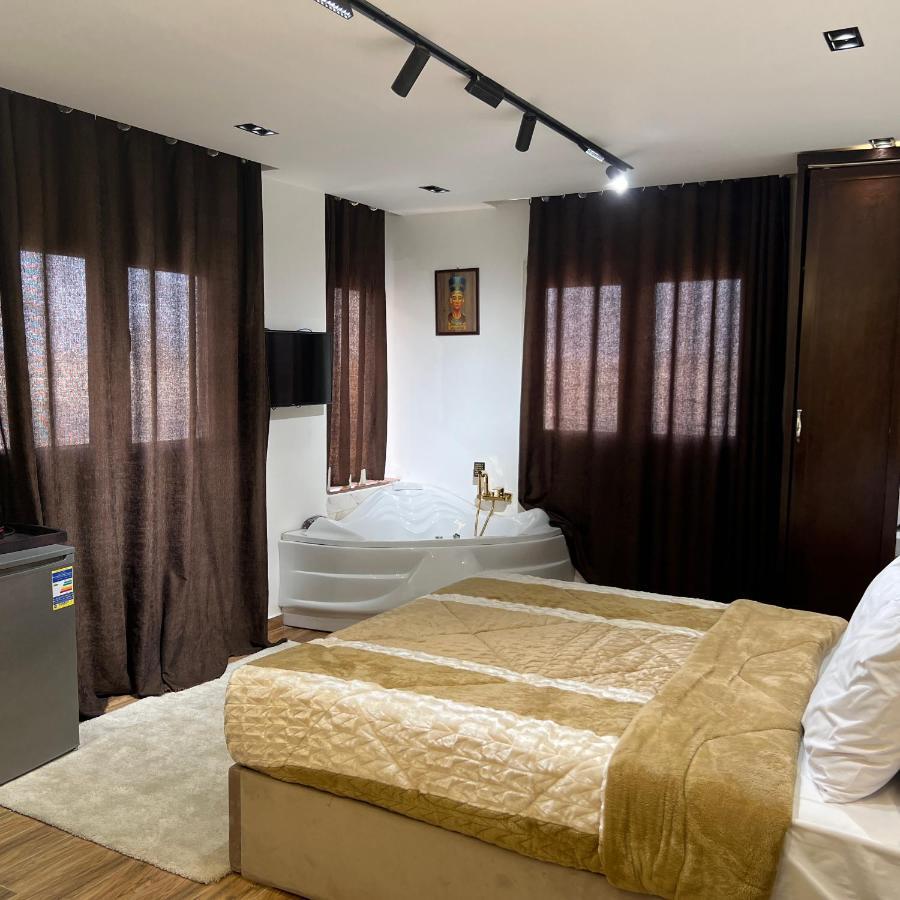 White Pyramids Inn Nazlat as Sammān Екстериор снимка