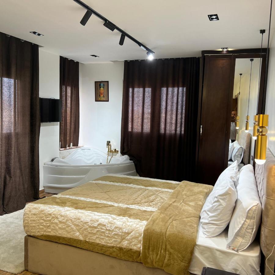 White Pyramids Inn Nazlat as Sammān Екстериор снимка