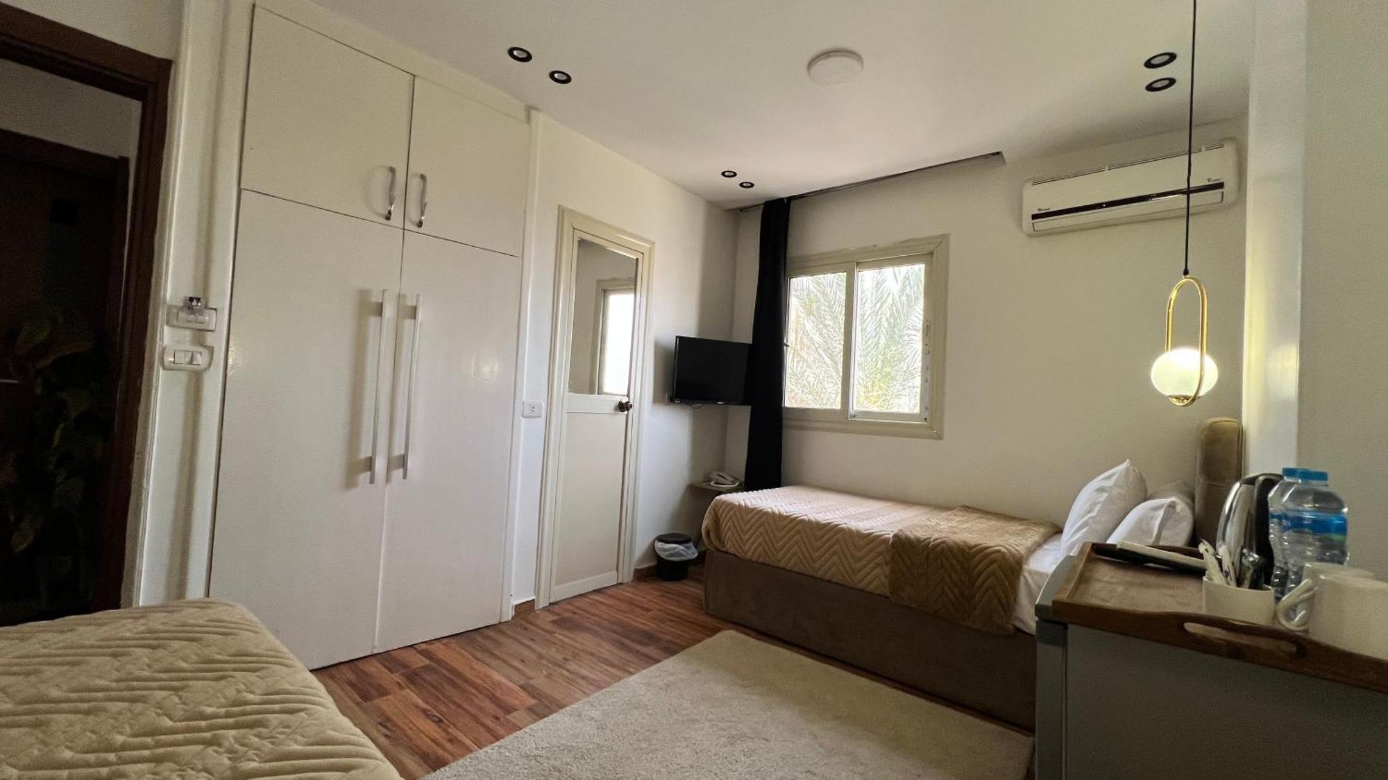 White Pyramids Inn Nazlat as Sammān Екстериор снимка
